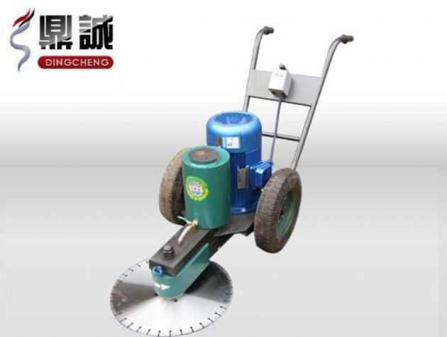 點(diǎn)擊查看詳細(xì)信息<br>標(biāo)題：手推式切樁機(jī) 閱讀次數(shù)：13846