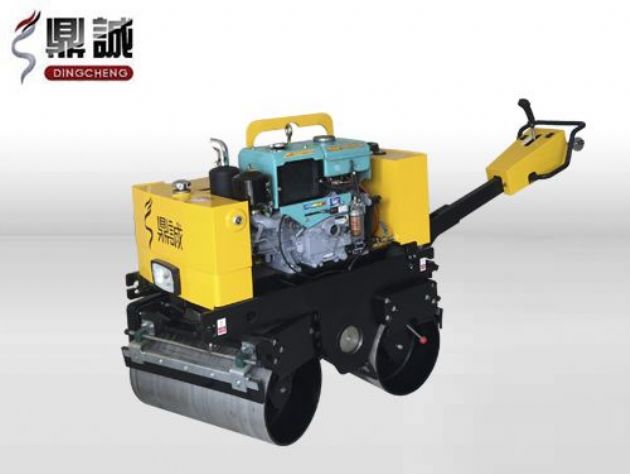 點(diǎn)擊查看詳細(xì)信息<br>標(biāo)題：DC-840-I全液壓手扶雙鋼輪壓路機(jī) 閱讀次數(shù)：14914