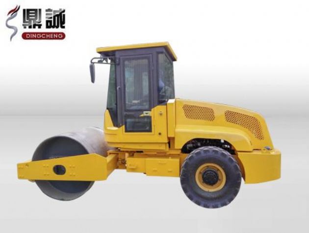 點(diǎn)擊查看詳細(xì)信息<br>標(biāo)題：6噸單鋼輪振動(dòng)壓路機(jī) 閱讀次數(shù)：13643